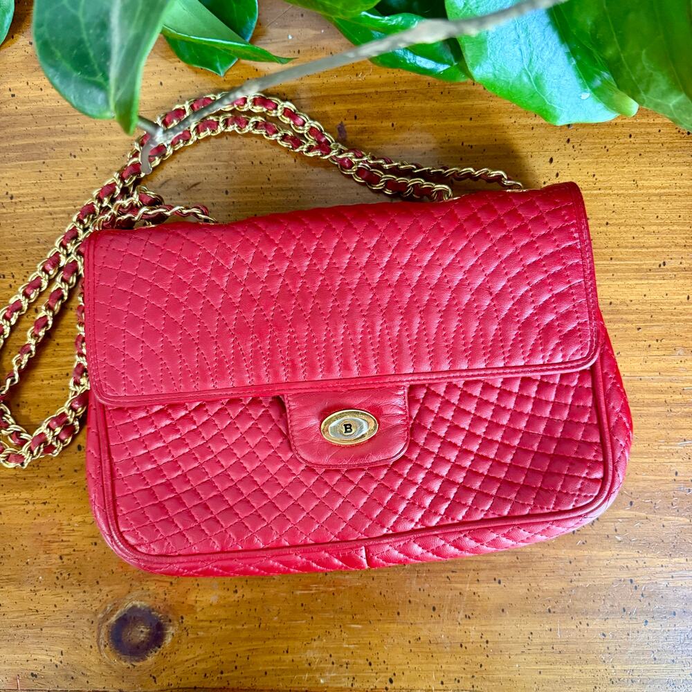 Vintage Bally Italy Red Quilted Leather Handbag Gold Chain Strap Designer Purse